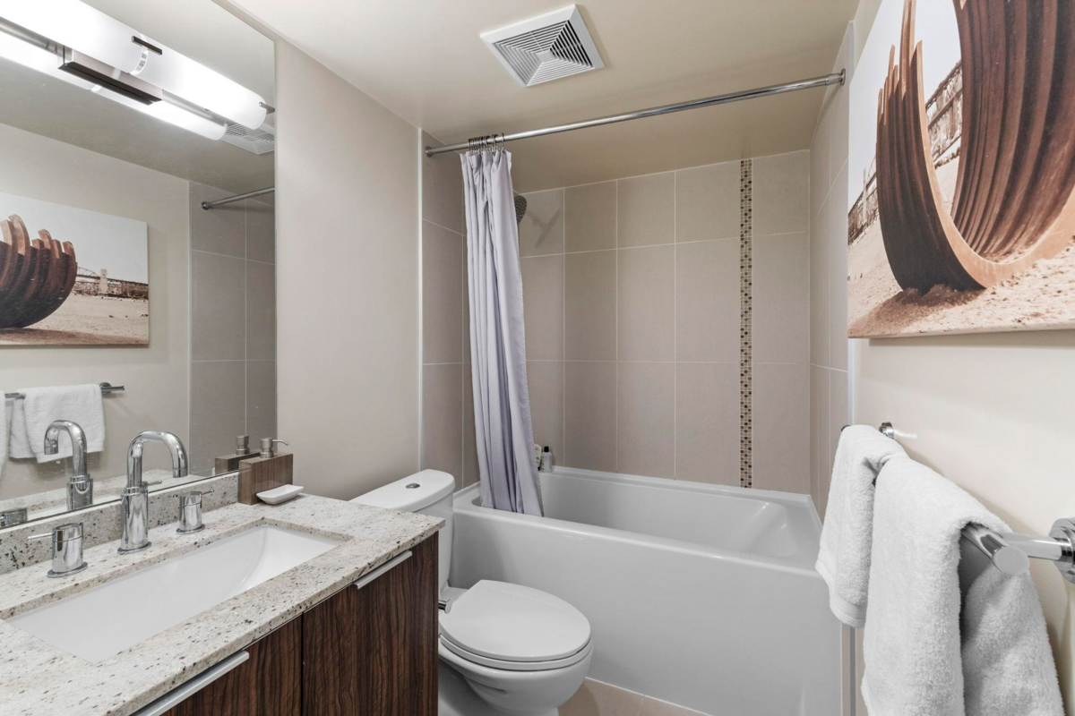 Mudroom Photo of 507 1088 Richards Street, Vancouver, BC