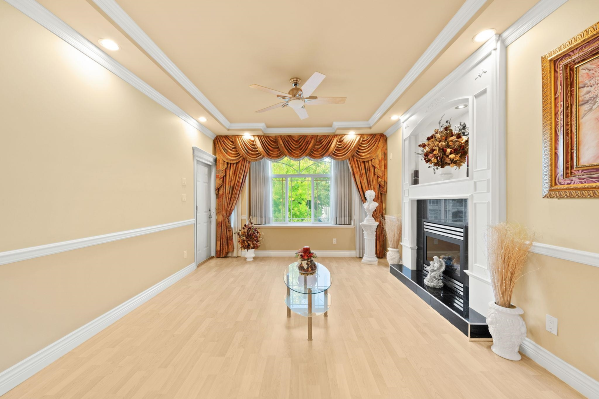 Dining Area Photo of 12336 Iona Place, Surrey, BC