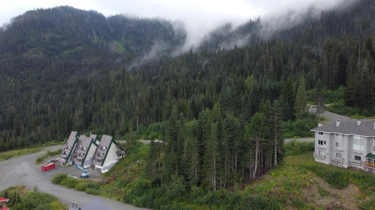 Exterior Front Photo of 20950 Snowflake Crescent, Agassiz, BC