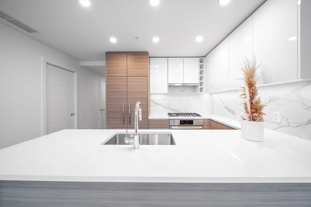 Dining Area Photo of 508 823 Carnarvon Street, New Westminster, BC