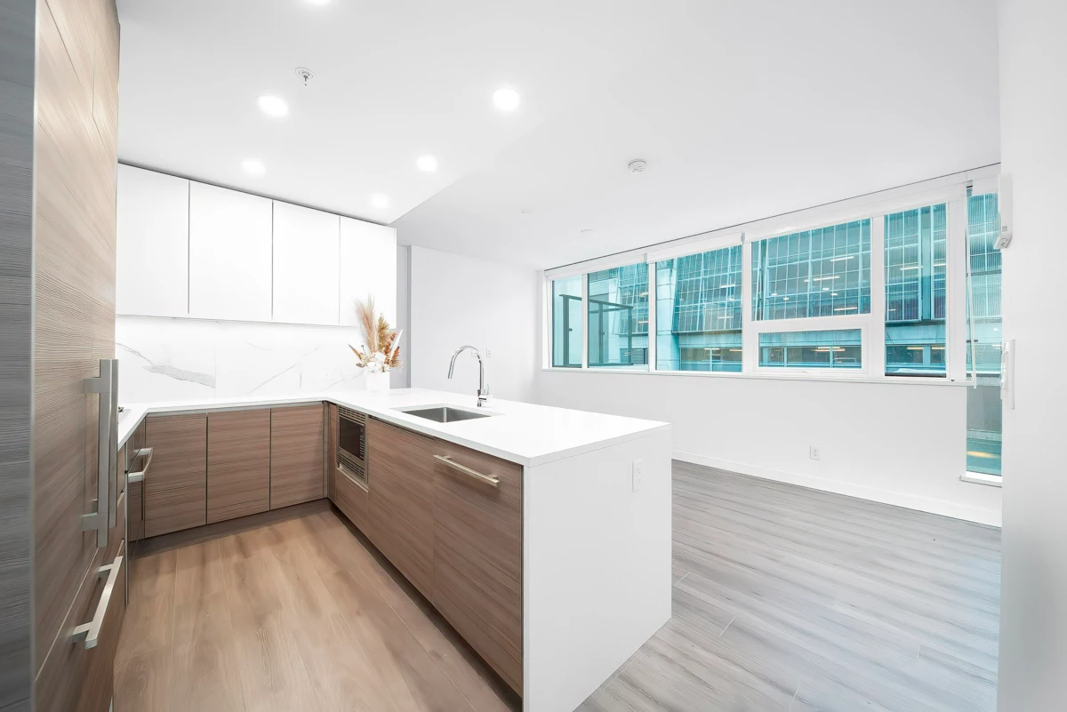 Exterior Front Photo of 508 823 Carnarvon Street, New Westminster, BC