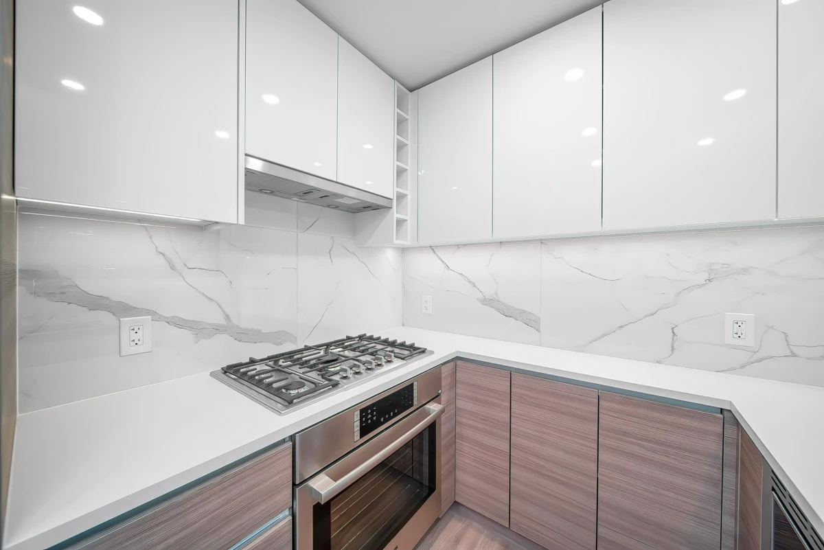 Kitchen Island Photo of 508 823 Carnarvon Street, New Westminster, BC