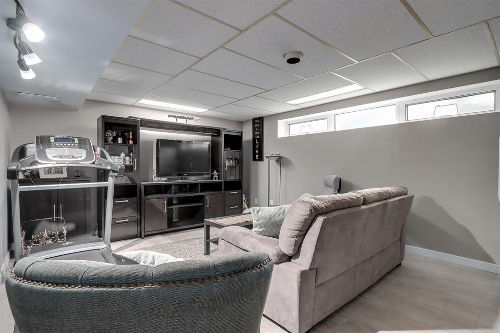 Outdoor Deck Photo of 1310 Harbour Drive, Coquitlam, BC