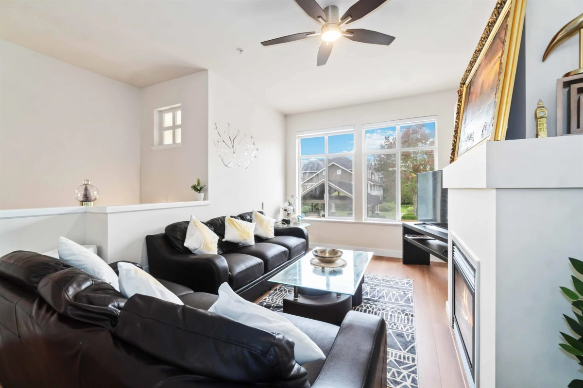 Bedroom 3 Photo of 8 935 Ewen Avenue, New Westminster, BC