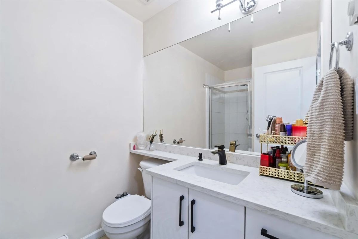 Staircase Photo of 8 935 Ewen Avenue, New Westminster, BC