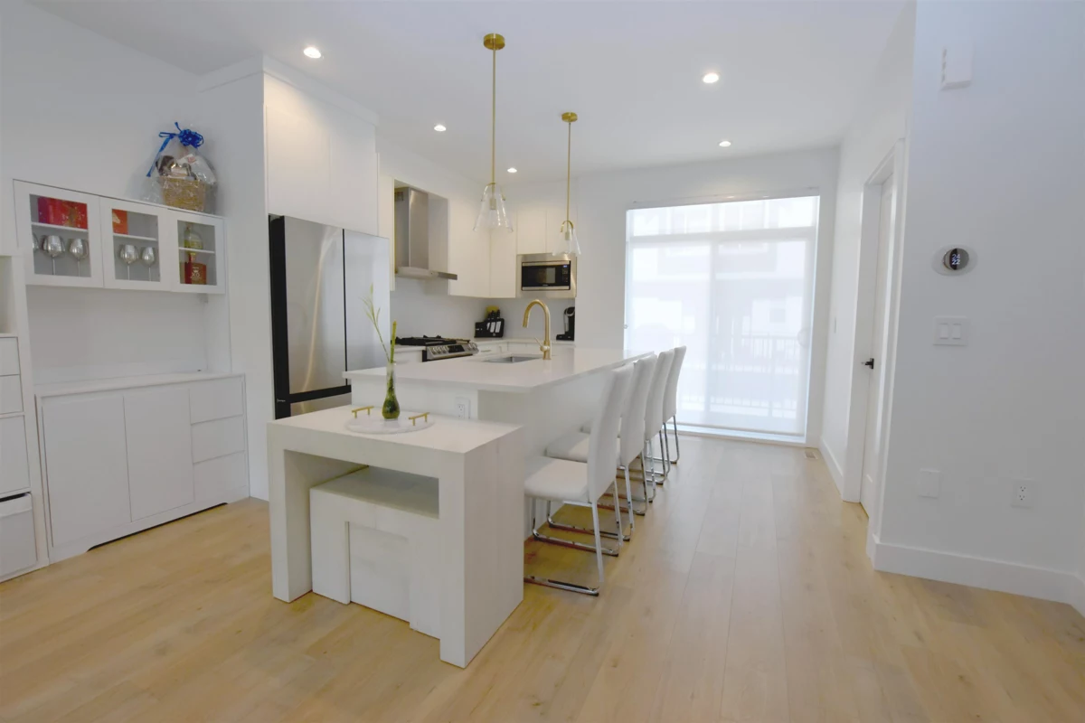 Family Room Photo of 12 17458 100 Avenue, Surrey, BC