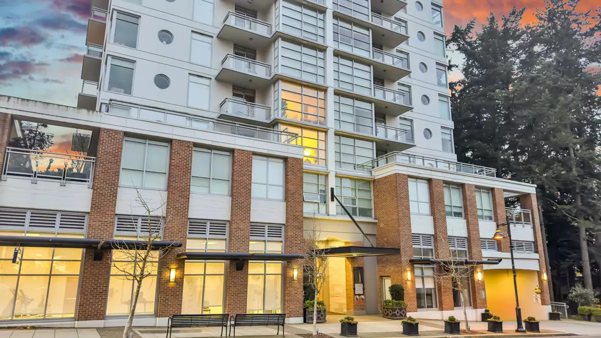 Mudroom Photo of 1203 15152 Russell Avenue, White Rock, BC