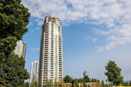 704 2980 Atlantic Avenue, Coquitlam, BC, Coquitlam — Apartment/Condo for sale