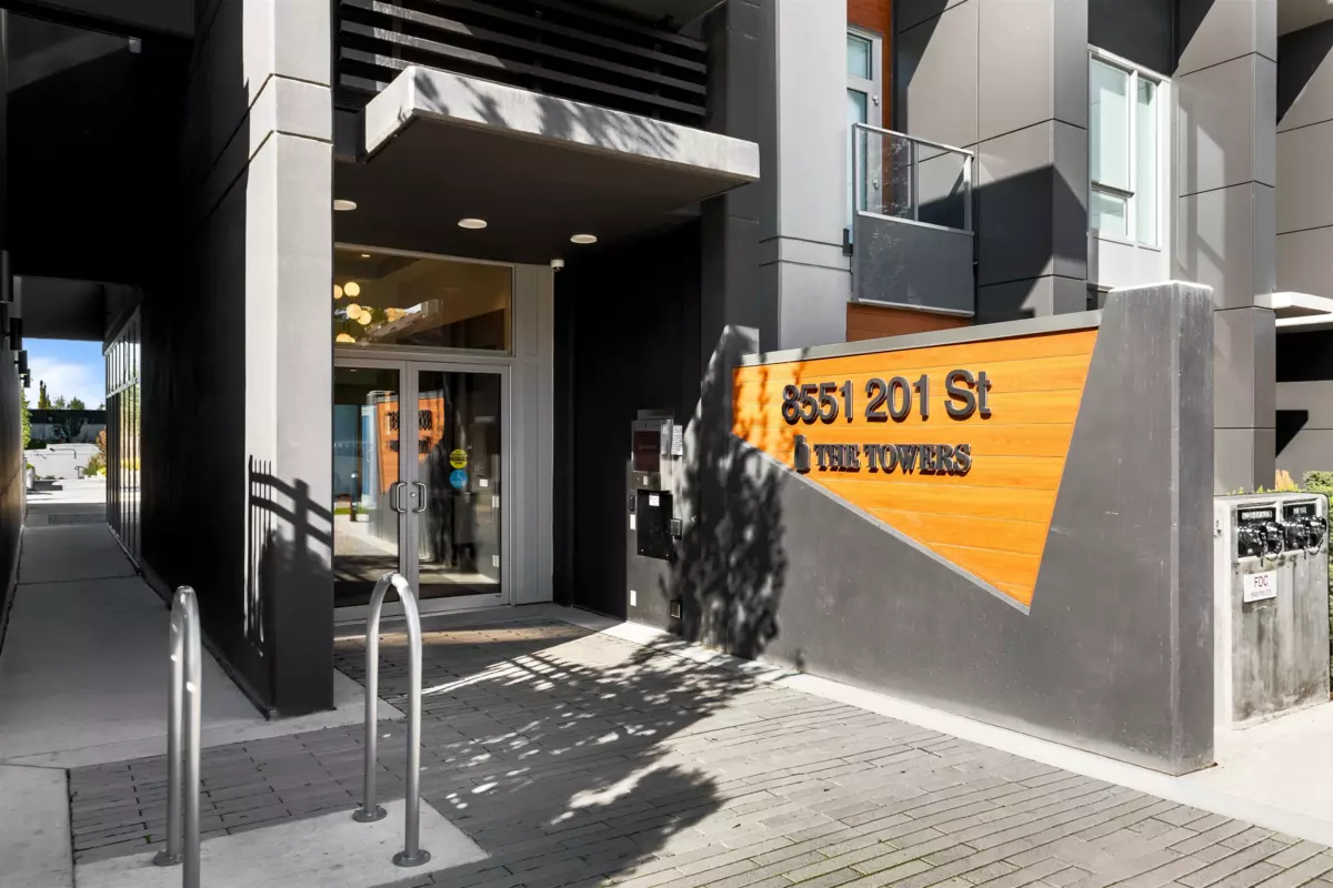 Living Room Photo of 404 8551 201 Street, Langley, BC