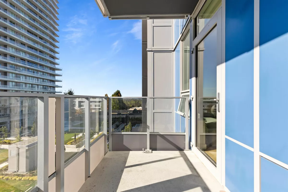 Staircase Photo of 404 8551 201 Street, Langley, BC