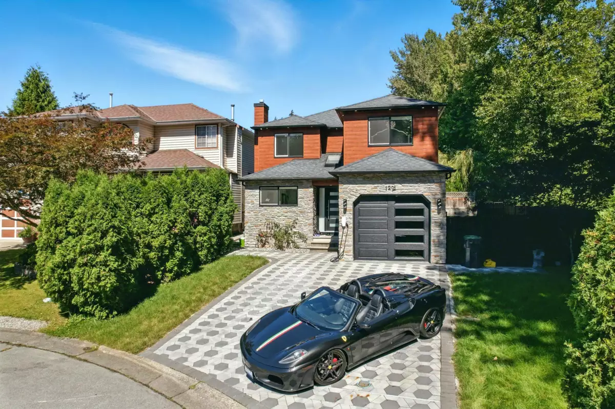 Exterior Front Photo of 1221 Halifax Avenue, Port Coquitlam, BC