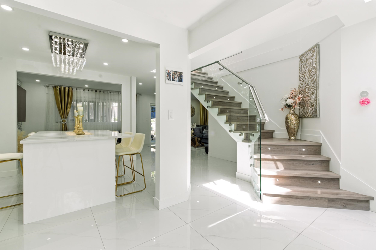 Guest Bathroom Photo of 1221 Halifax Avenue, Port Coquitlam, BC