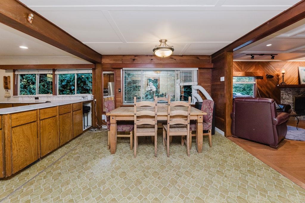 Bedroom 4 Photo of 6252 Sechelt Inlet Road, Sechelt, BC