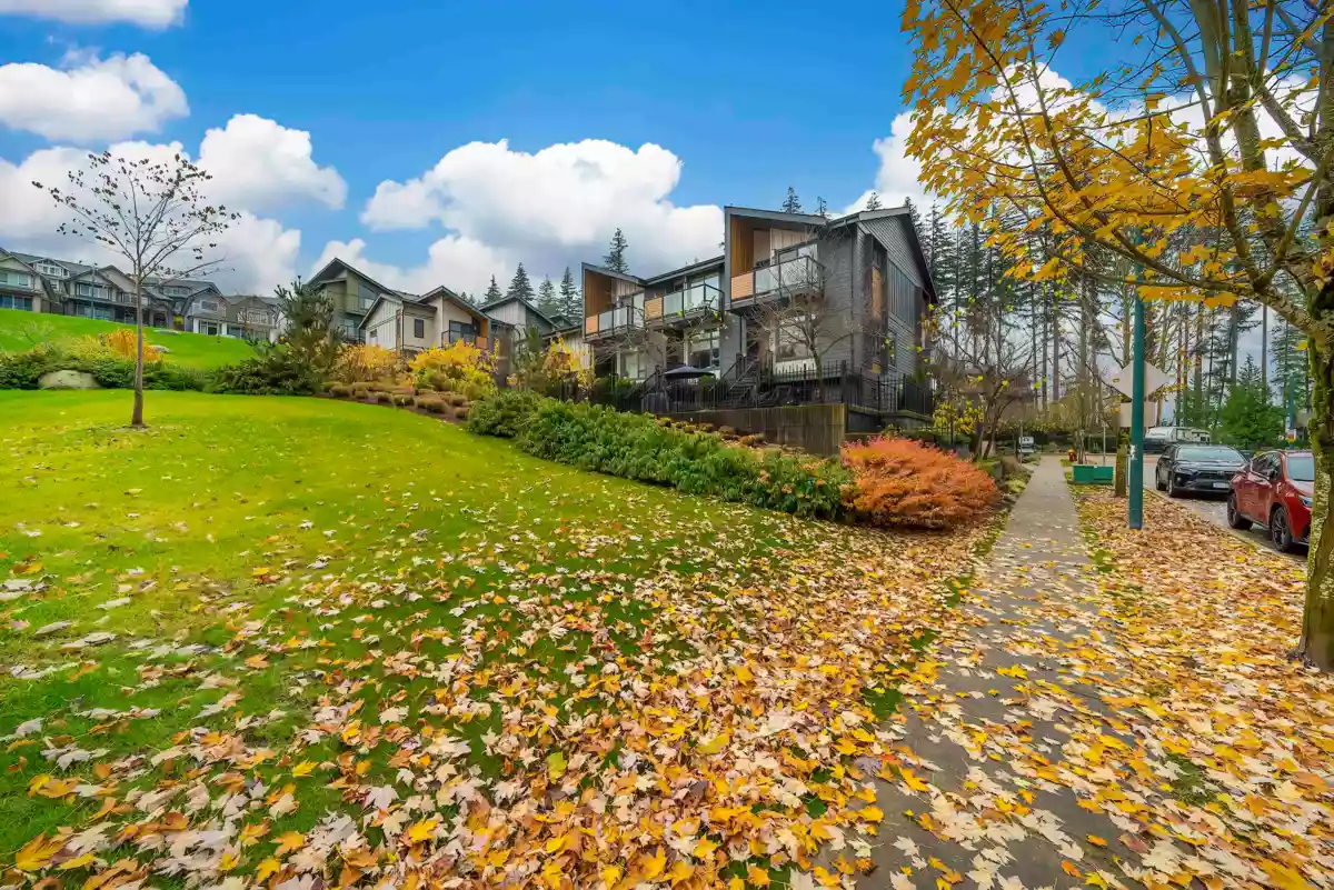 Family Room Photo of 114 3525 Chandler Street, Coquitlam, BC