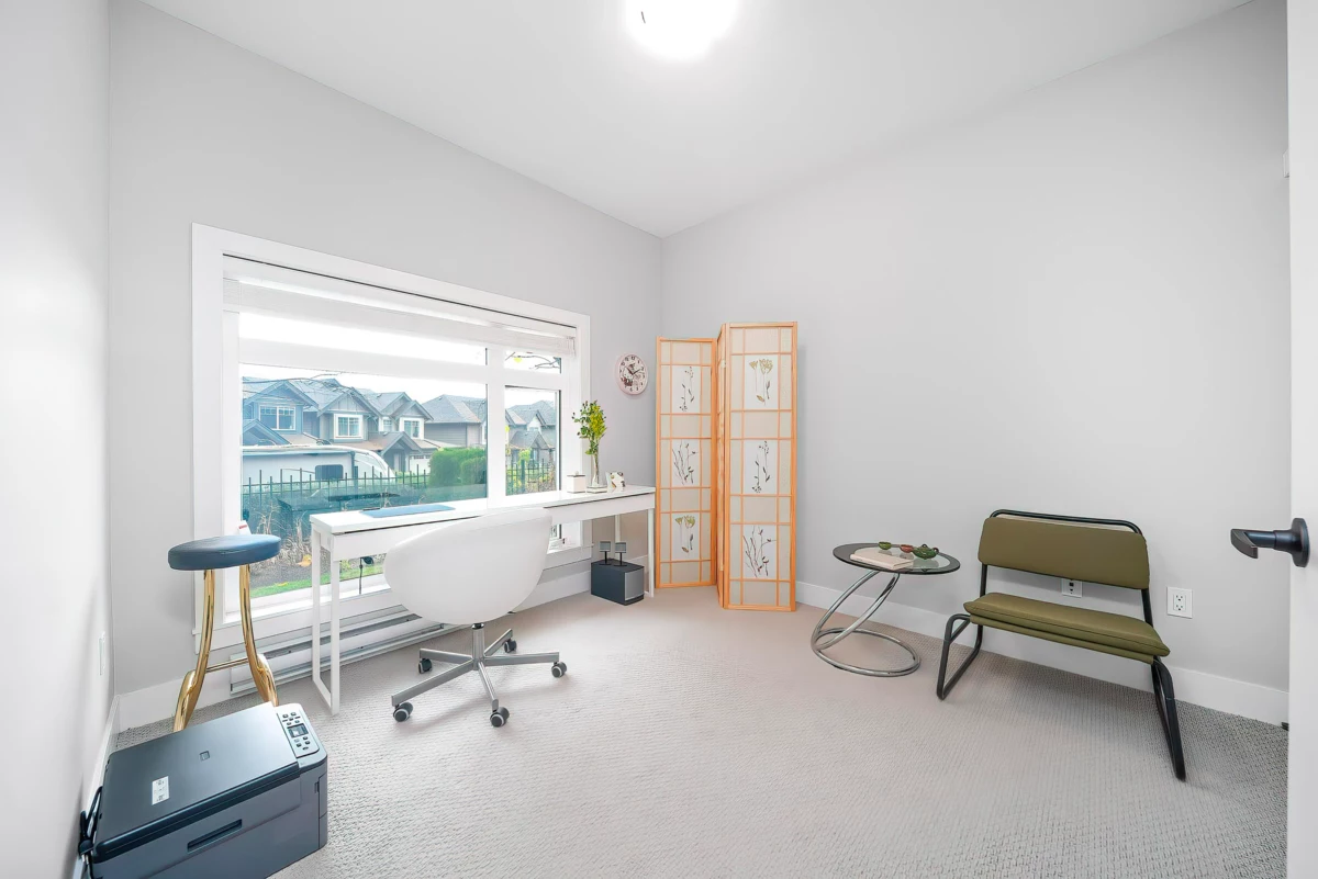 Front Yard Photo of 114 3525 Chandler Street, Coquitlam, BC