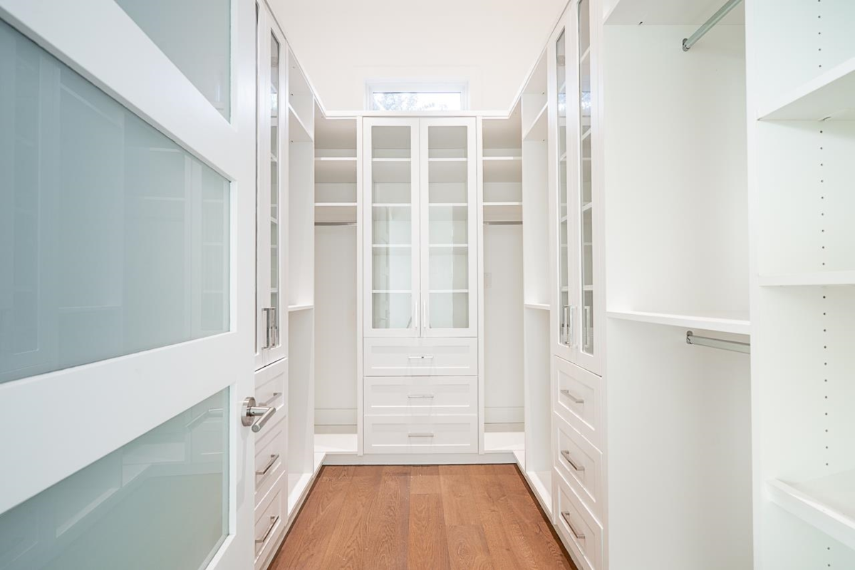 Basement Recreation Room Photo of 2162 124 Street, Surrey, BC