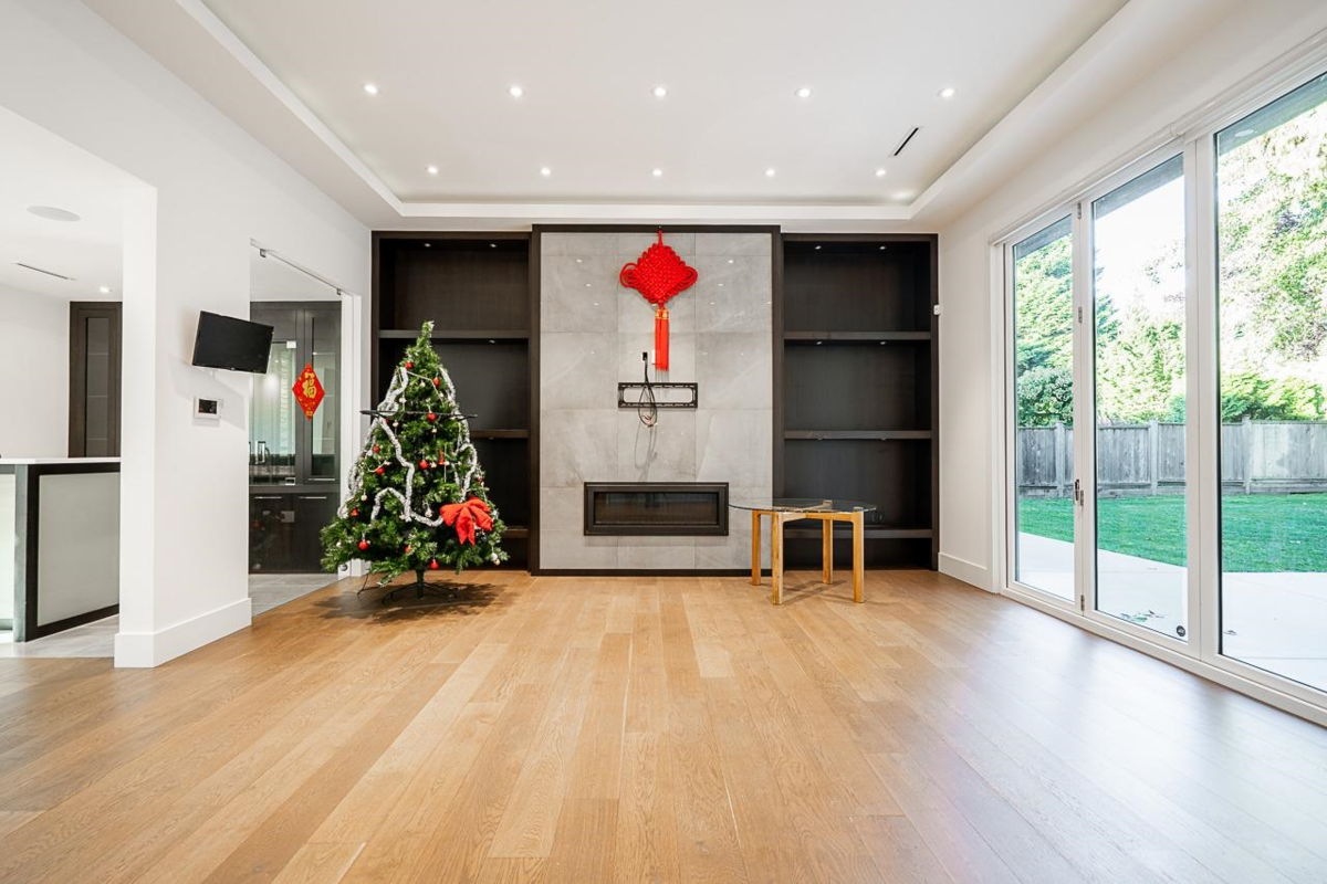 Bedroom 4 Photo of 2162 124 Street, Surrey, BC