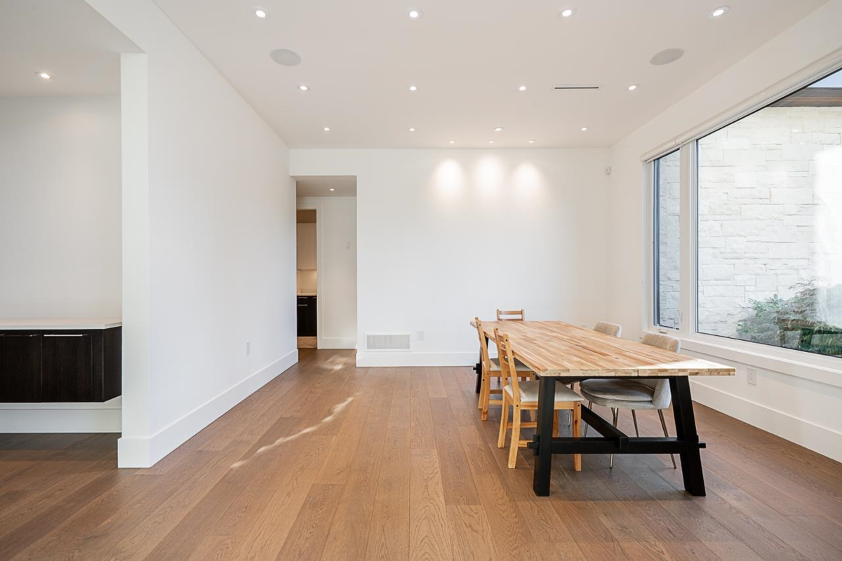 Family Room Photo of 2162 124 Street, Surrey, BC