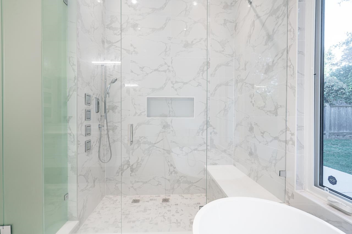 Mudroom Photo of 2162 124 Street, Surrey, BC