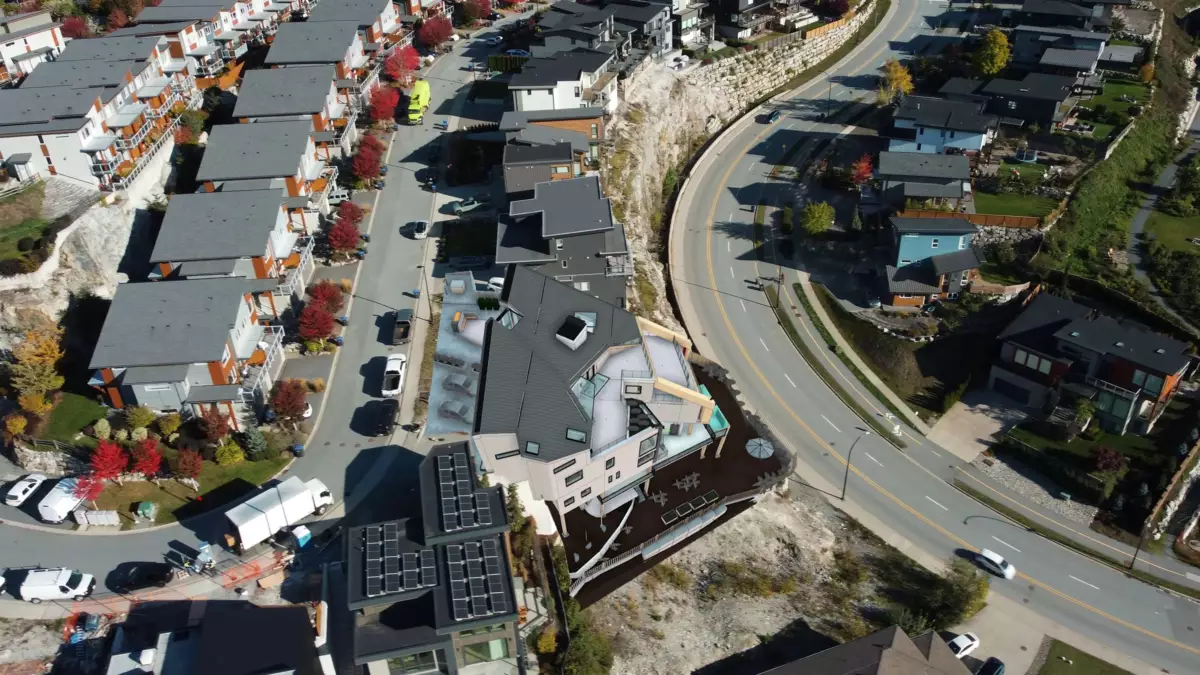 Guest Bathroom Photo of 41331 Horizon Drive, Squamish, BC