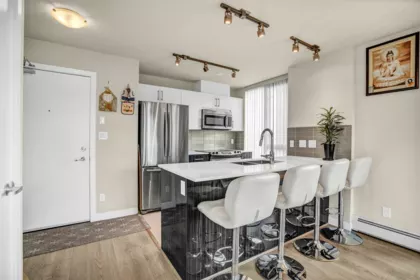 316 2689 Kingsway, Vancouver, BC, Vancouver — Apartment/Condo for sale