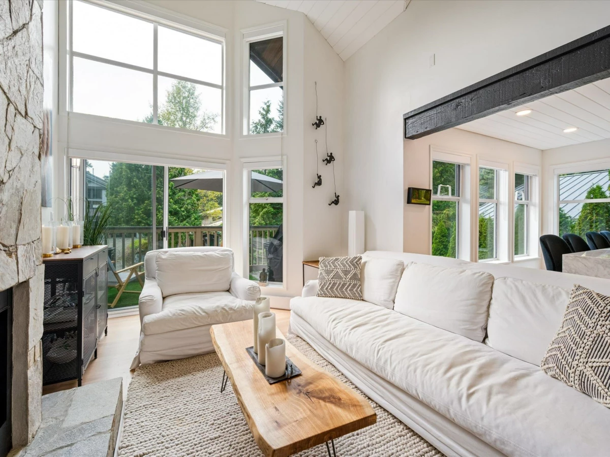 Kitchen Photo of 2219 Aspen Drive, Whistler, BC