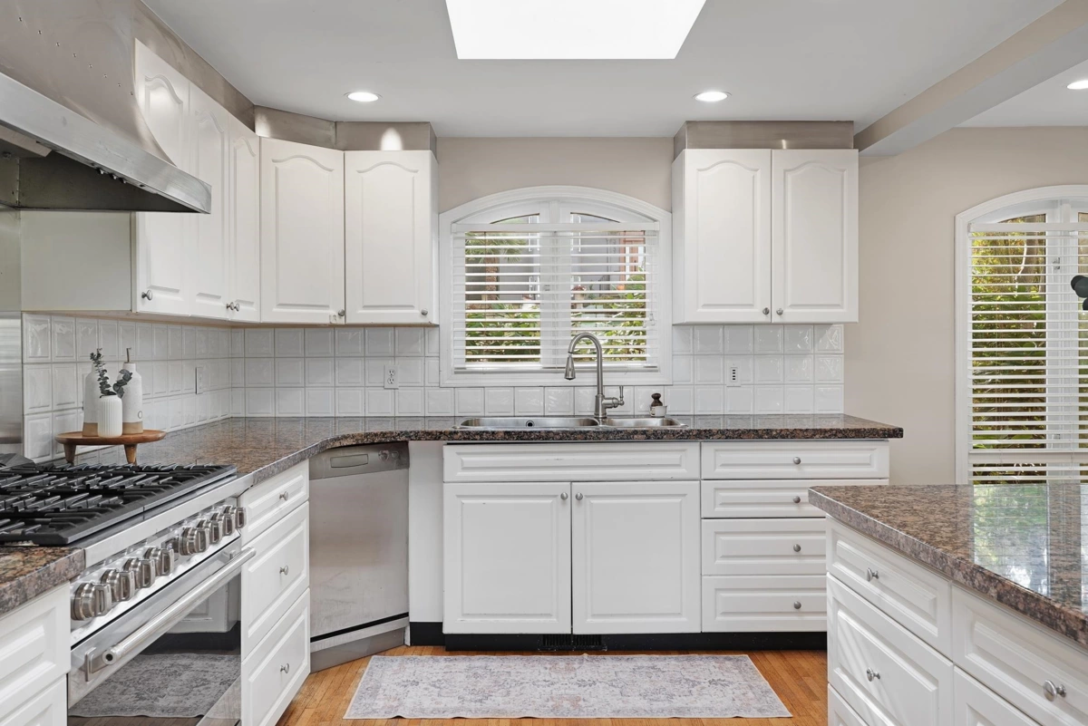 Bedroom 3 Photo of 3737 Yale Street, Burnaby, BC