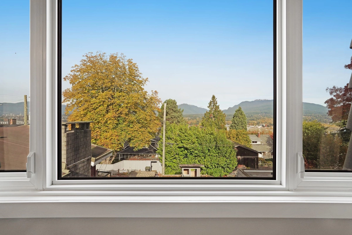 Front Yard Photo of 3737 Yale Street, Burnaby, BC