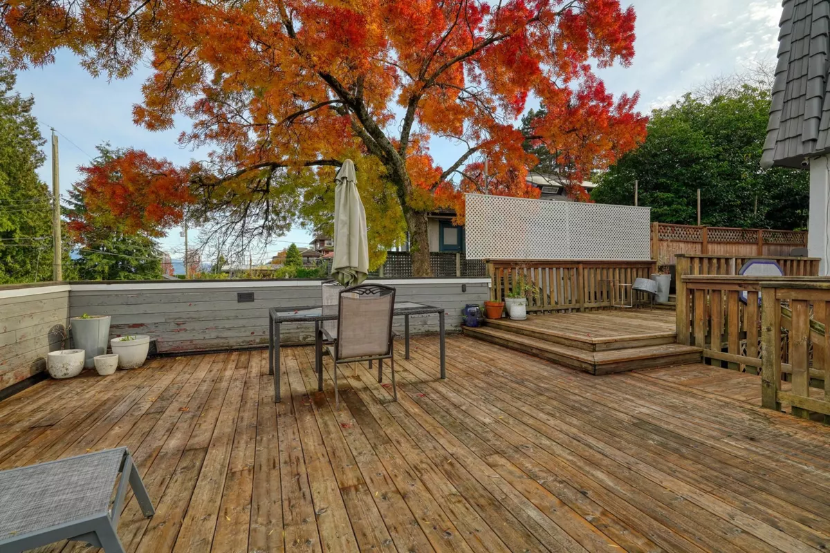 Outdoor Kitchen Photo of 3737 Yale Street, Burnaby, BC