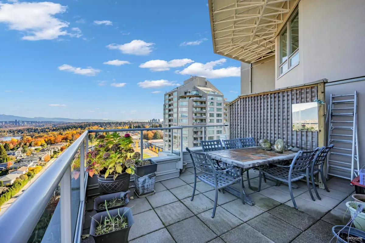 Bedroom 3 Photo of 1807 6070 Mcmurray Avenue, Burnaby, BC