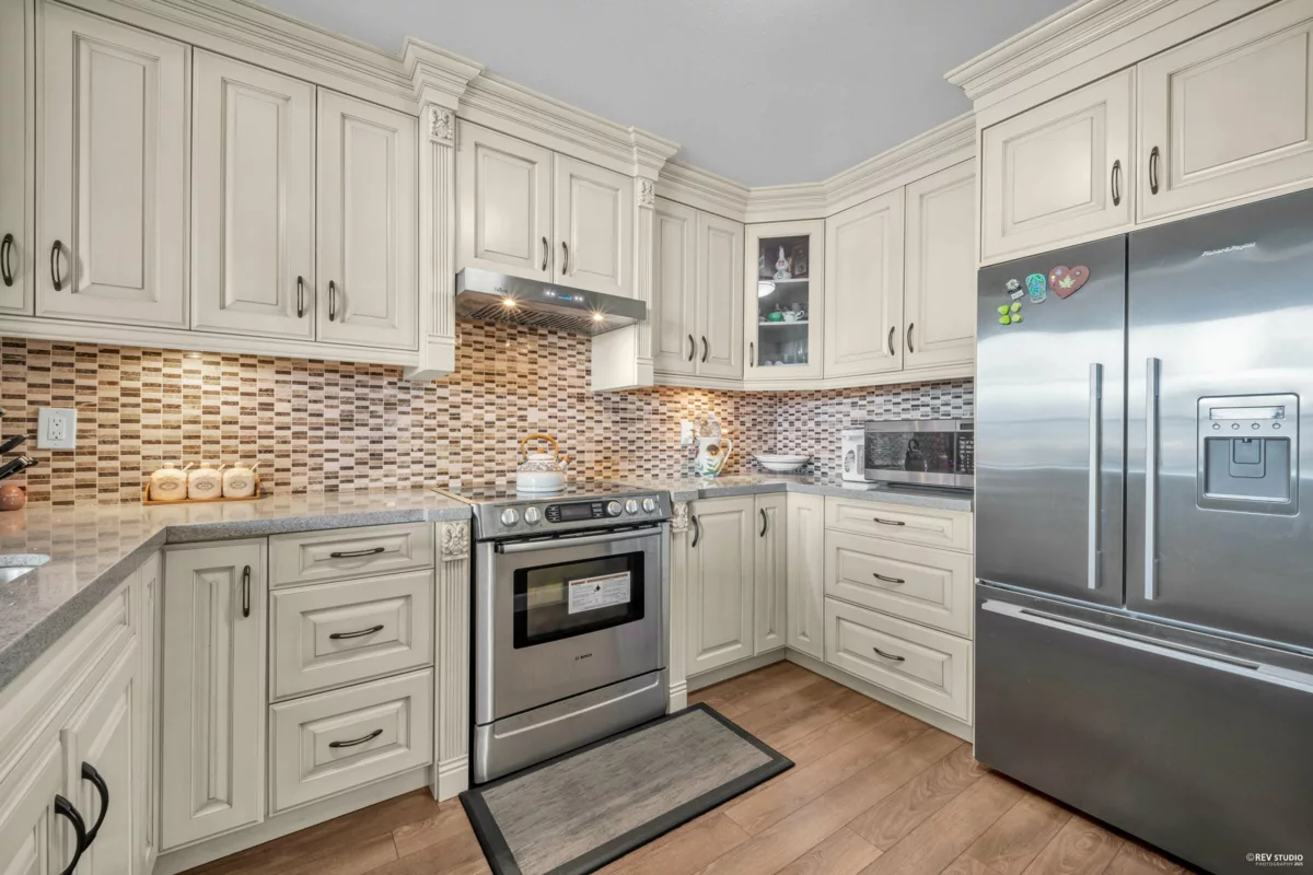 Breakfast Nook Photo of 1807 6070 Mcmurray Avenue, Burnaby, BC