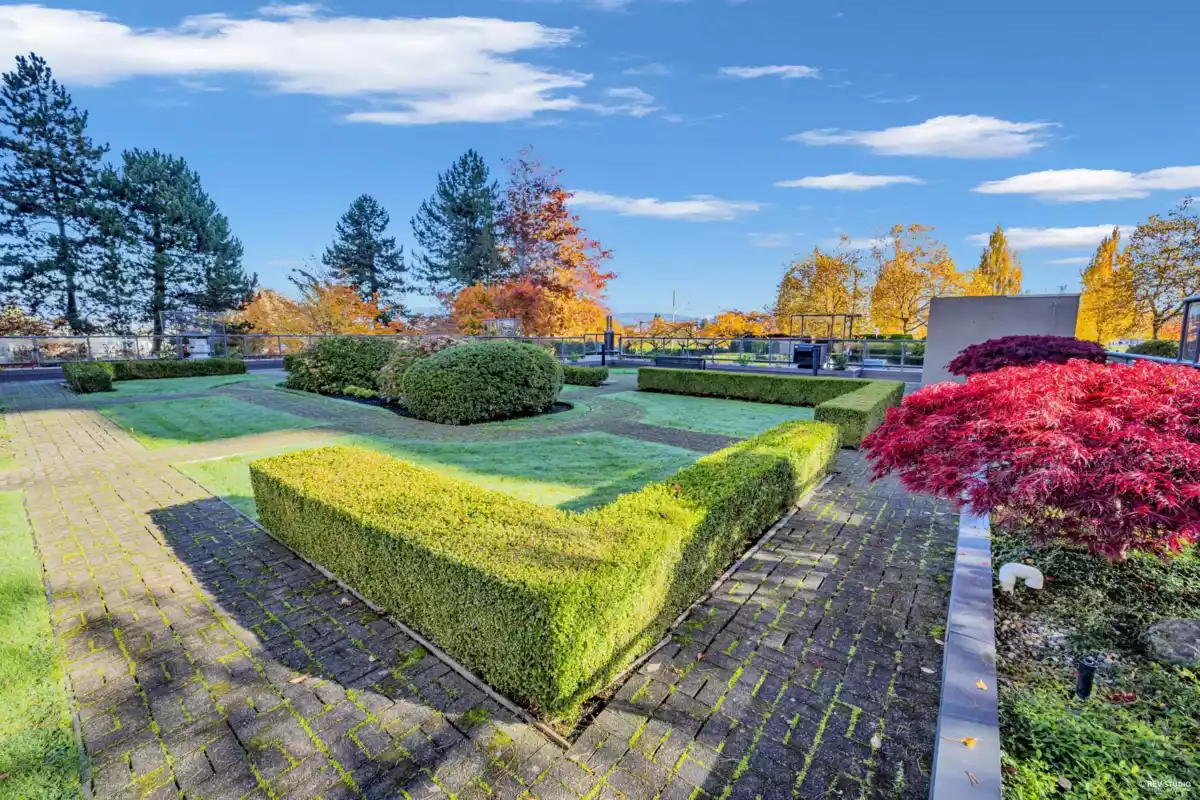 Outdoor Deck Photo of 1807 6070 Mcmurray Avenue, Burnaby, BC