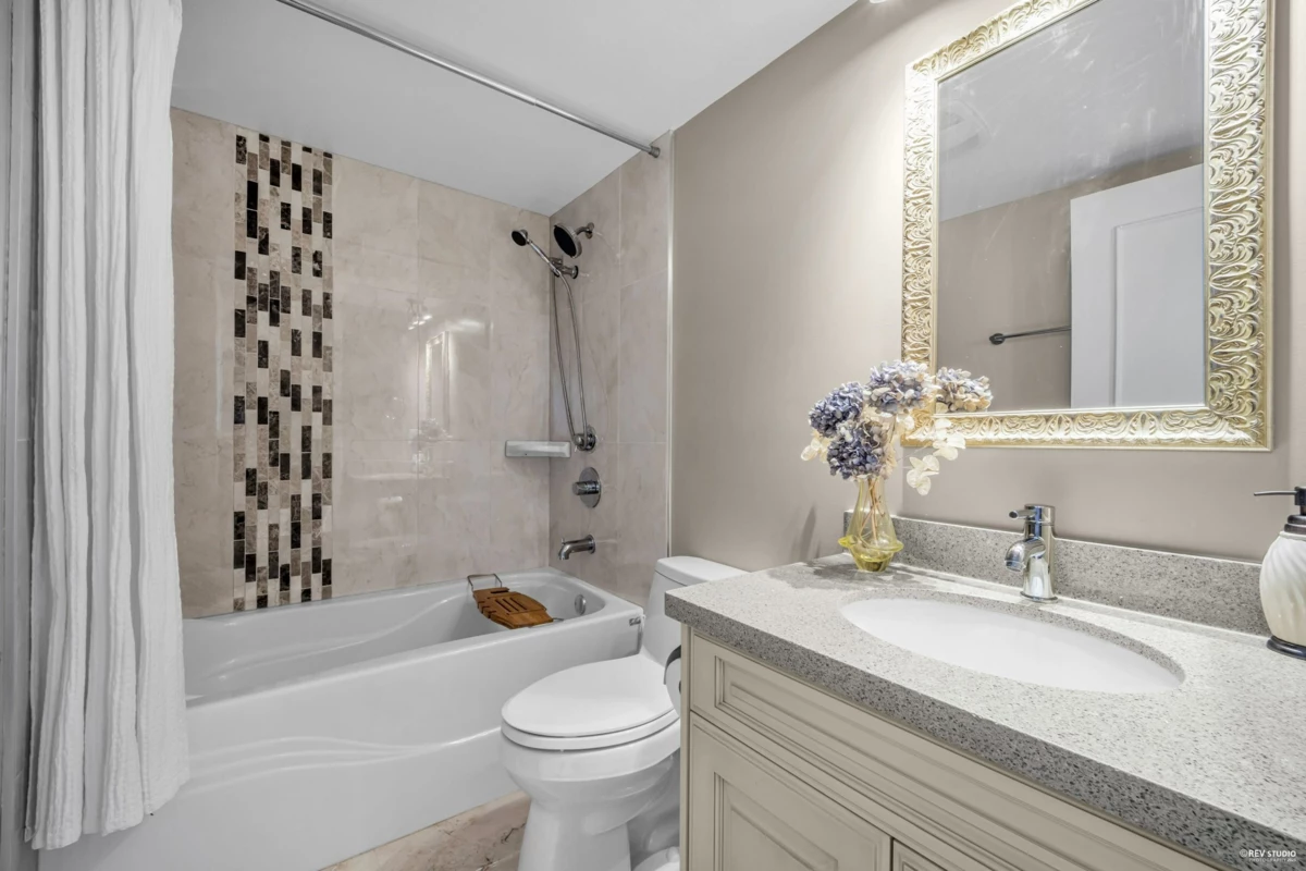 Outdoor Patio Photo of 1807 6070 Mcmurray Avenue, Burnaby, BC