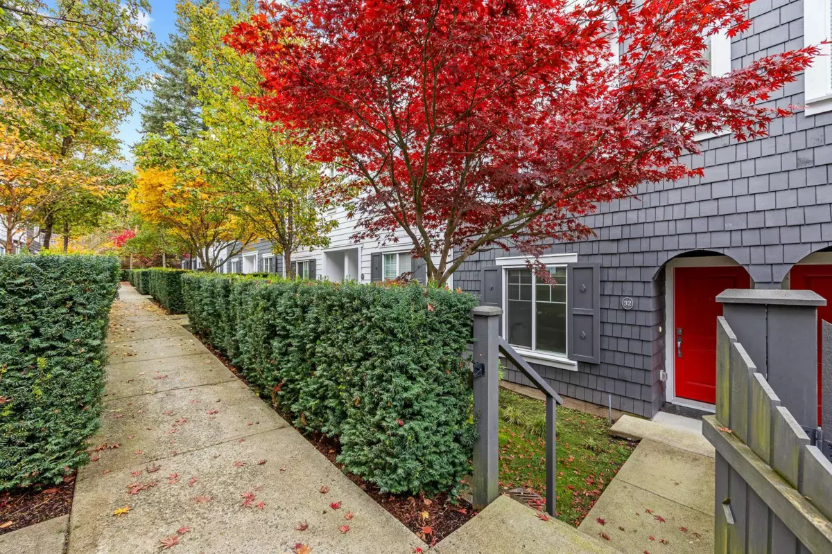 Outdoor Deck Photo of 32 15268 28 Avenue, Surrey, BC