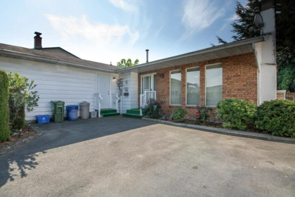 45272 Lenora Crescent, Chilliwack, BC, Chilliwack — Single Family Residence for sale