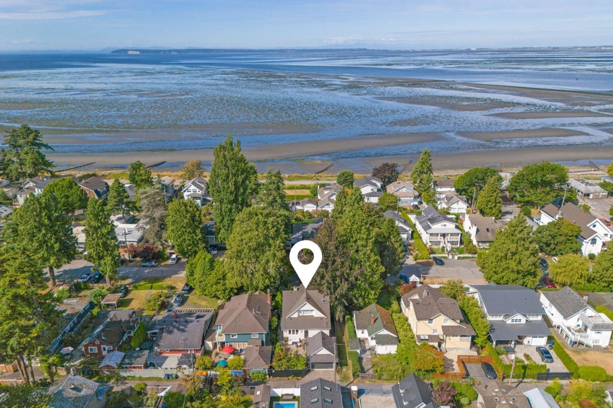 Aerial View of 2676 Mcbride Avenue, Surrey, BC