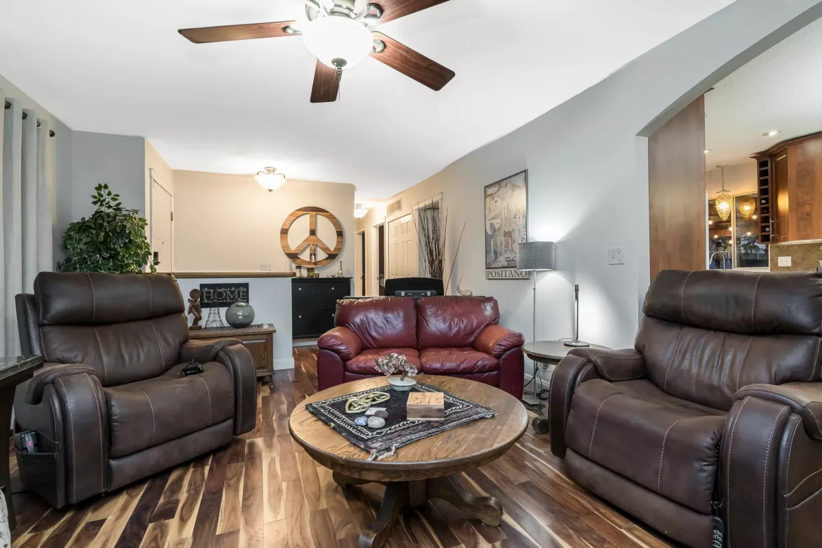Bedroom 3 Photo of 32306 Marshall Road, Abbotsford, BC