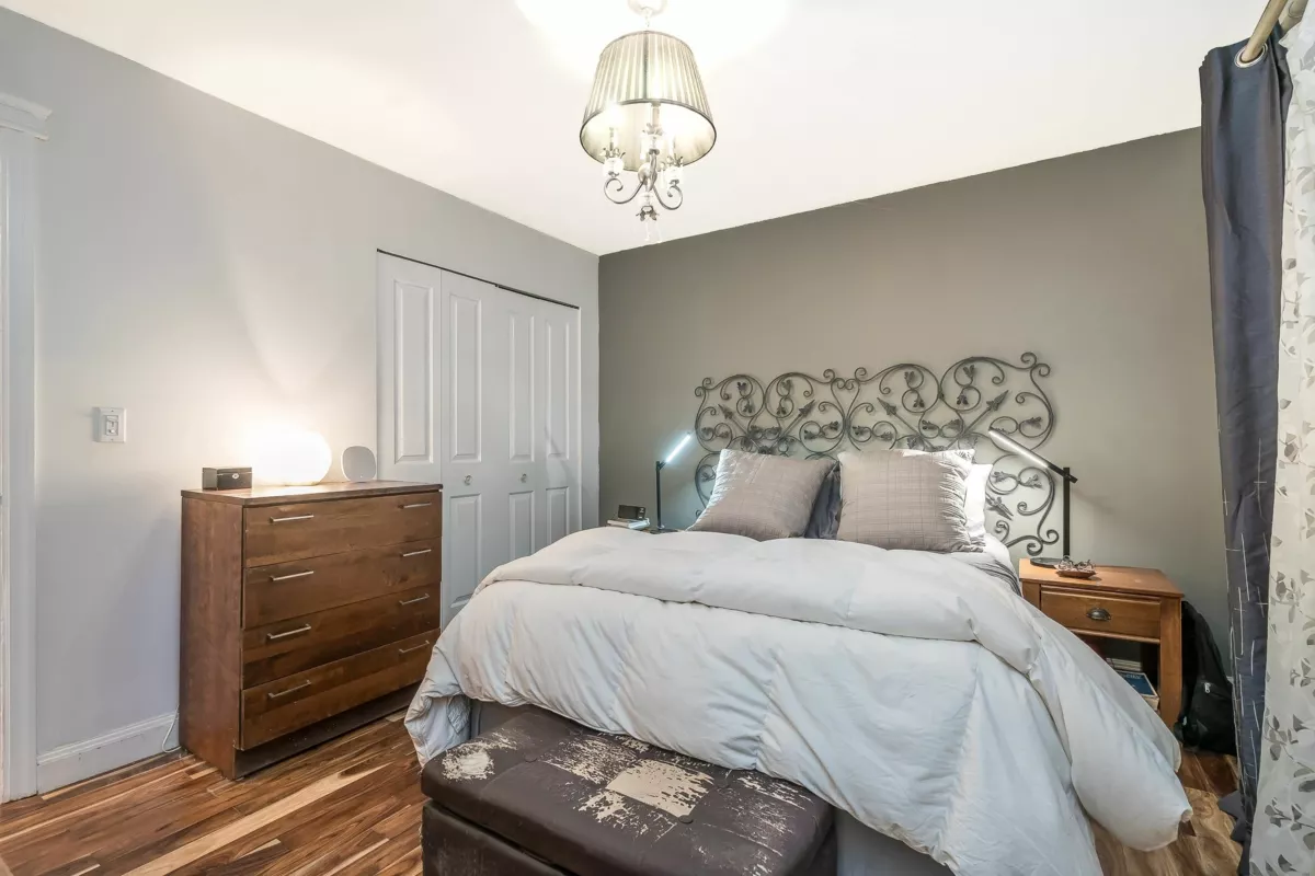 Front Yard Photo of 32306 Marshall Road, Abbotsford, BC