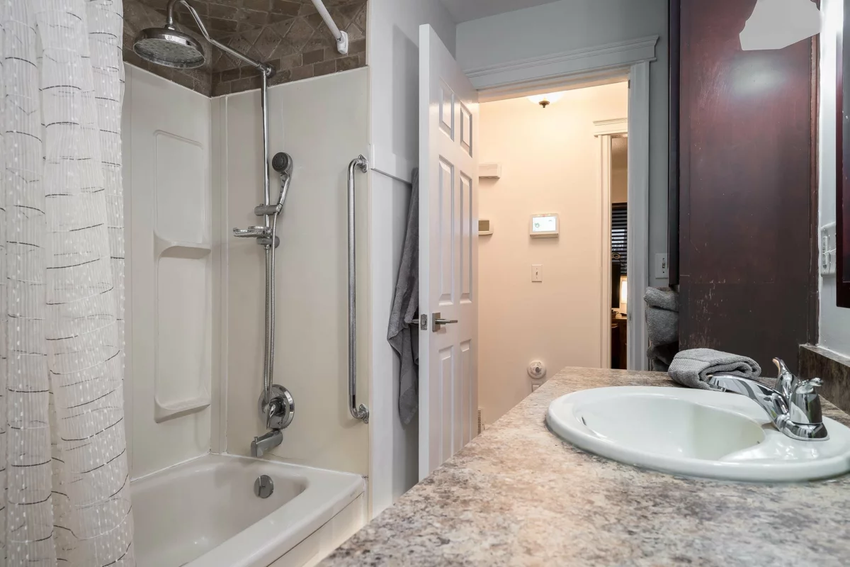 Outdoor Patio Photo of 32306 Marshall Road, Abbotsford, BC