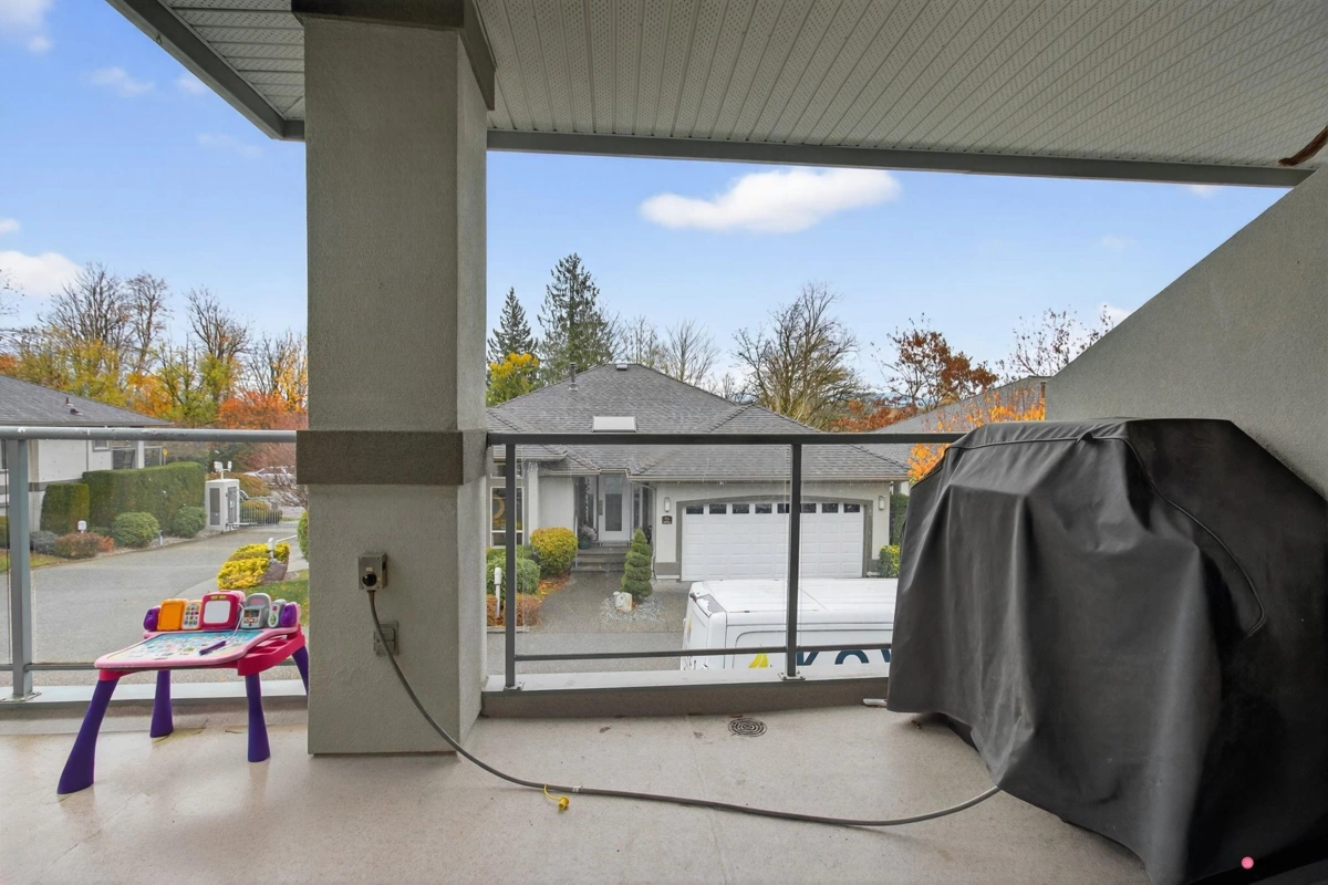 Outdoor Patio Photo of 19 3555 Blue Jay Street, Abbotsford, BC