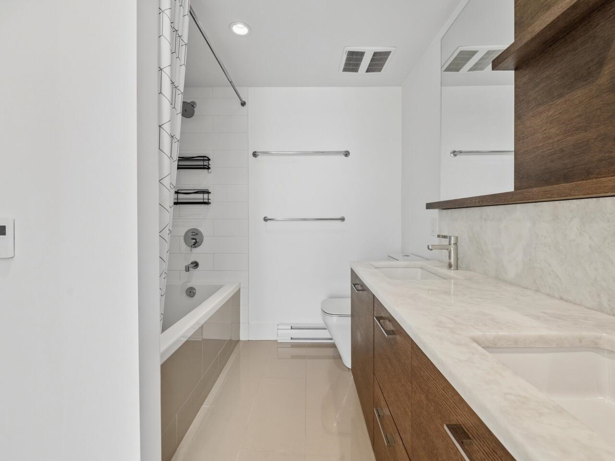 Guest Bathroom Photo of 7837 Manitoba Street, Vancouver, BC