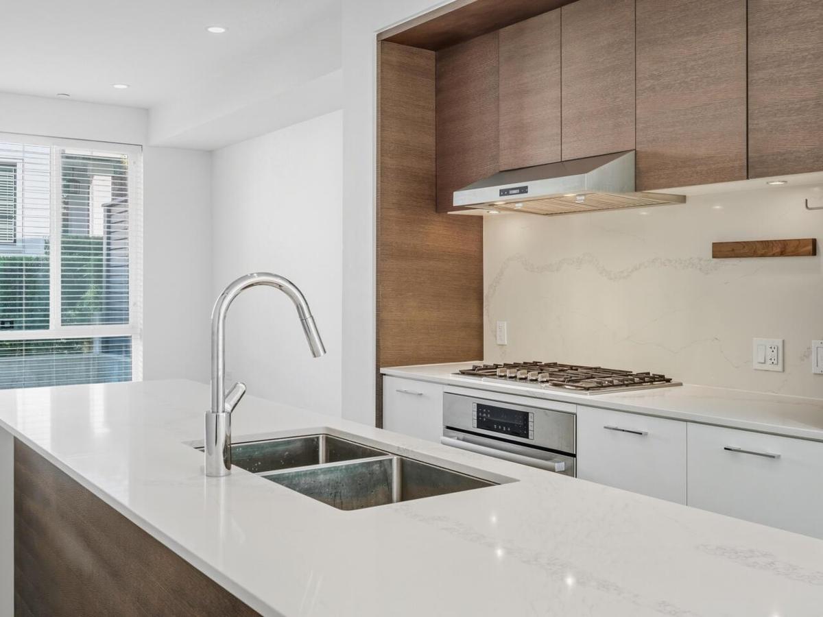 Kitchen Island Photo of 7837 Manitoba Street, Vancouver, BC