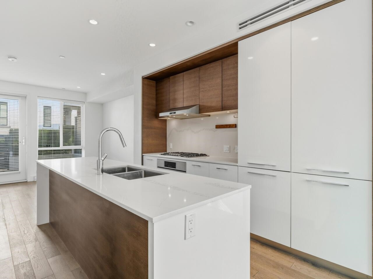 Kitchen Photo of 7837 Manitoba Street, Vancouver, BC