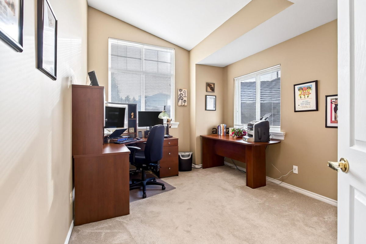 Backyard Photo of 112 678 Citadel Drive, Port Coquitlam, BC