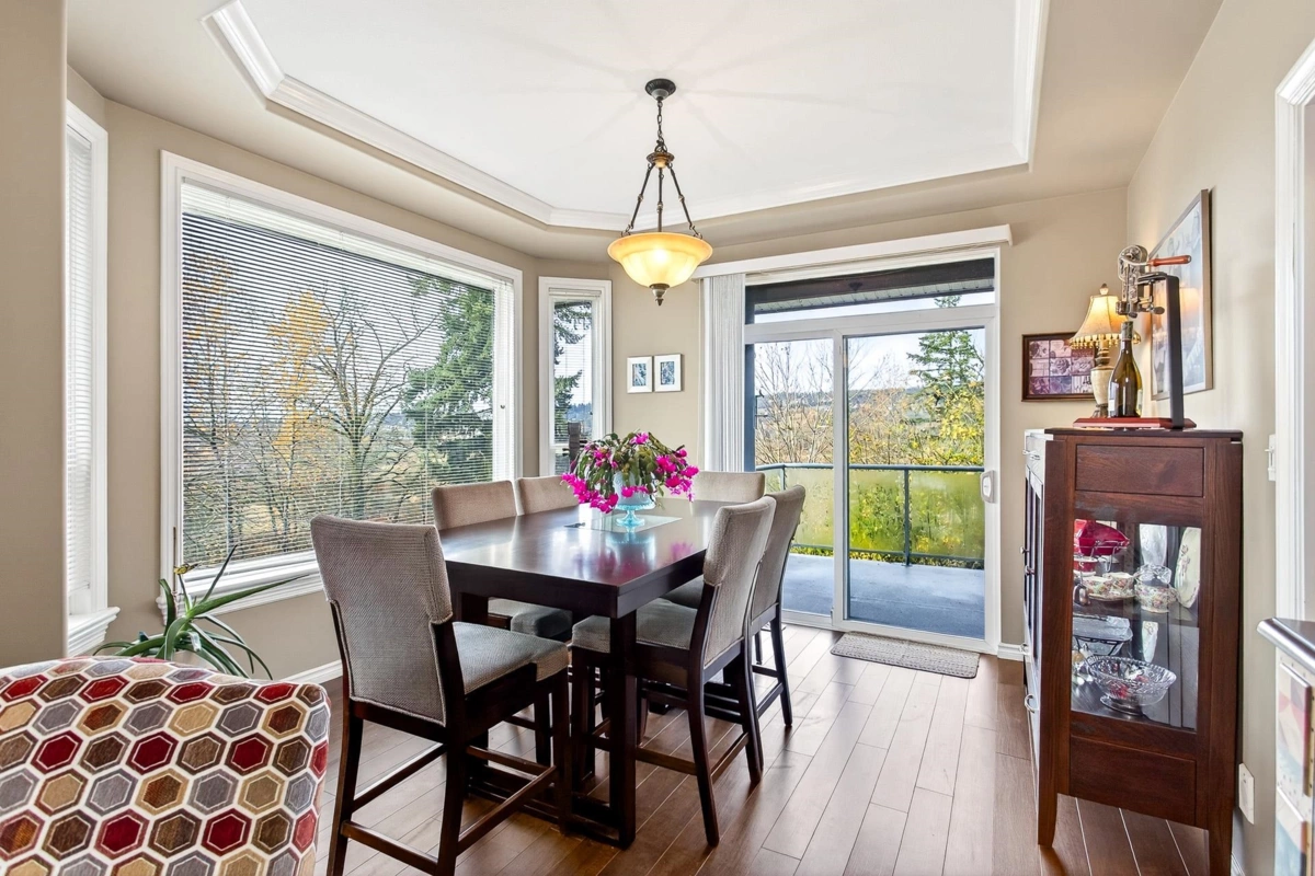 Breakfast Nook Photo of 112 678 Citadel Drive, Port Coquitlam, BC