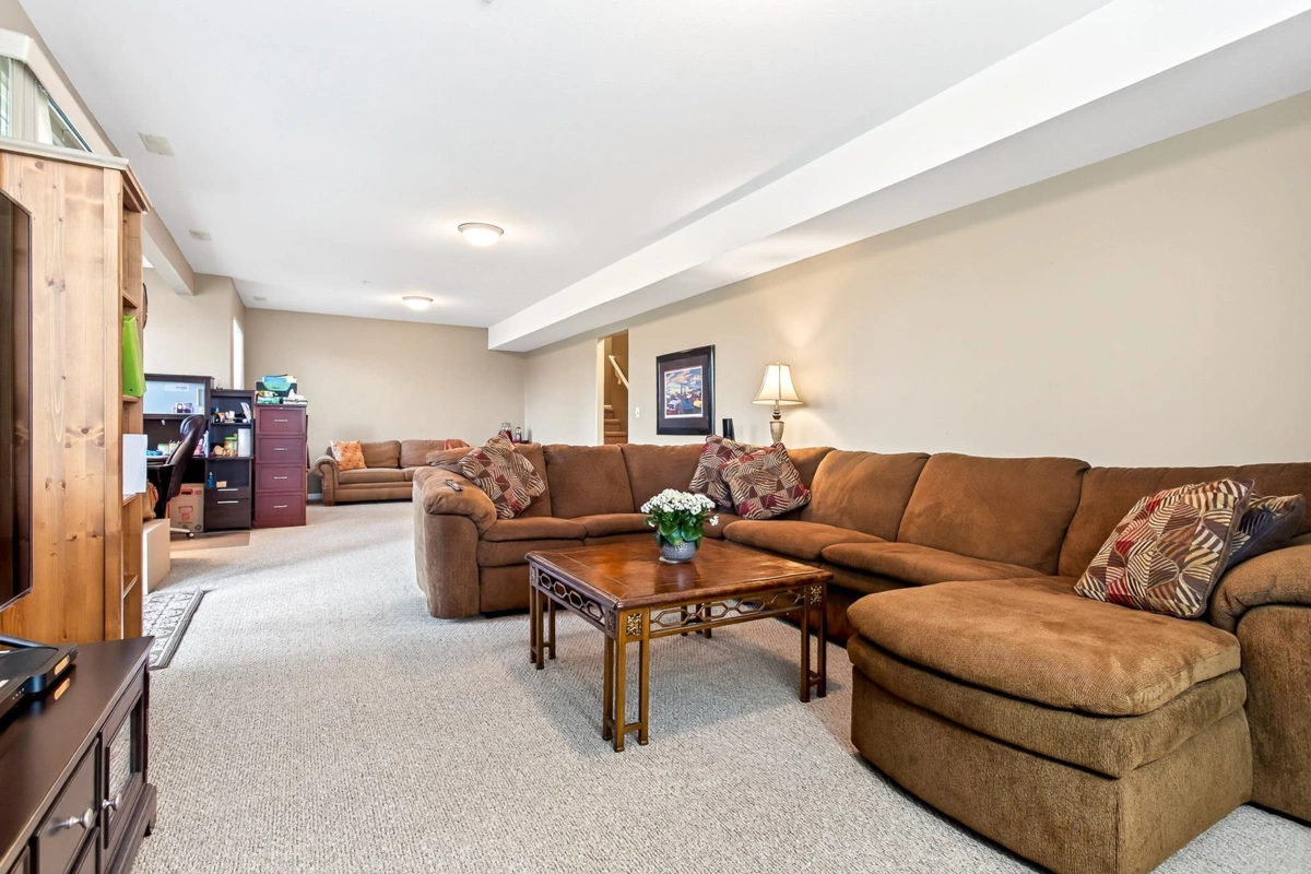 Hot Tub / Spa Photo of 112 678 Citadel Drive, Port Coquitlam, BC