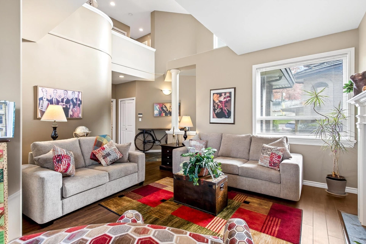 Kitchen Island Photo of 112 678 Citadel Drive, Port Coquitlam, BC