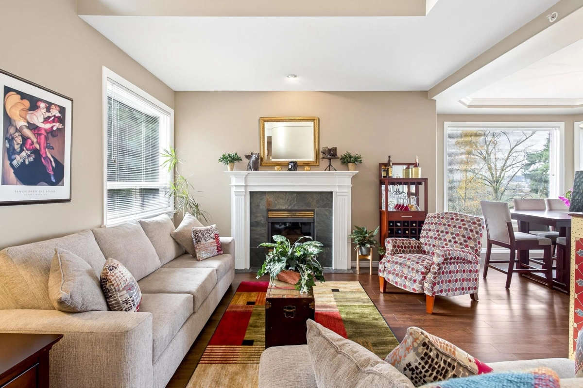 Kitchen Photo of 112 678 Citadel Drive, Port Coquitlam, BC