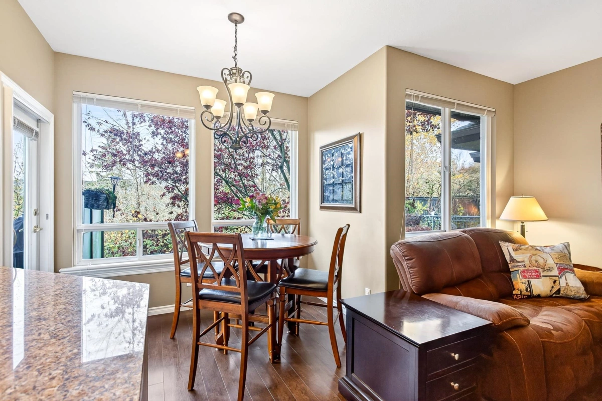 Powder Room Photo of 112 678 Citadel Drive, Port Coquitlam, BC