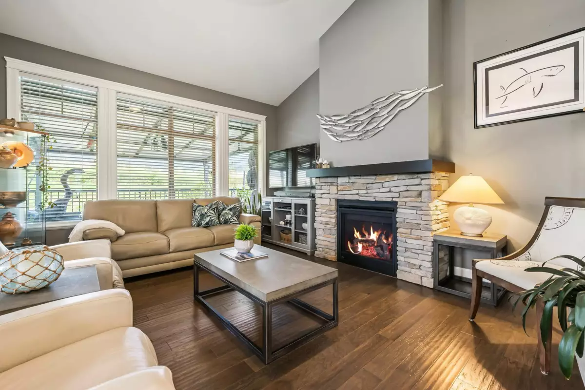 Family Room Photo of 58 45900 South Sumas Road, Chilliwack, BC
